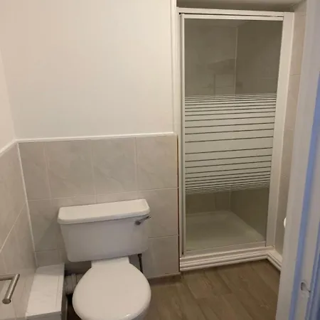 Oyo The Old Victoria 호텔 *