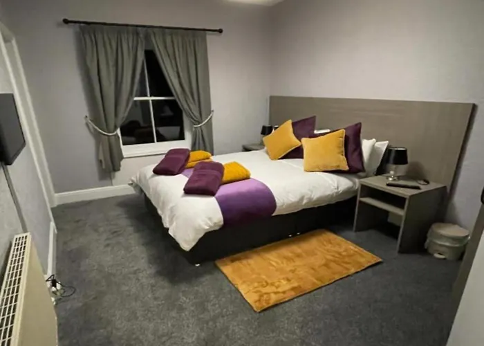 Hotel Oyo The Old Victoria