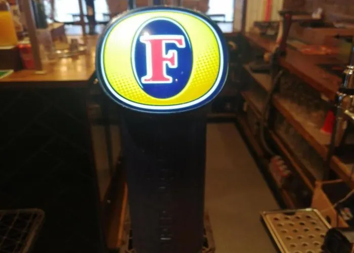 Oyo The Old Victoria Hotel