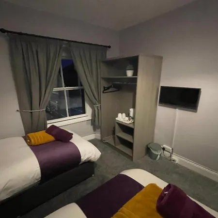 Hotel Oyo The Castlegate Arms *