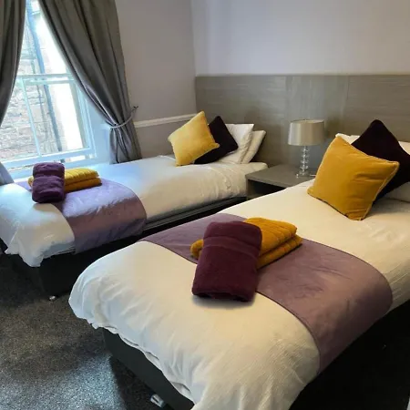 Oyo The Castlegate Arms Hotel Penrith